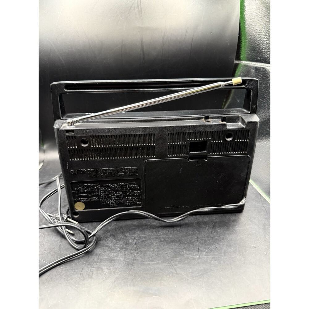SONY Model ICF-7270W AM/FM Portable Radio Vintage TESTED - Picture 3 of 7